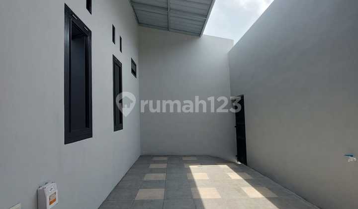 Rumah Minimalis Modern Siap Huni Lokasi Dekat Mall Mbk  9