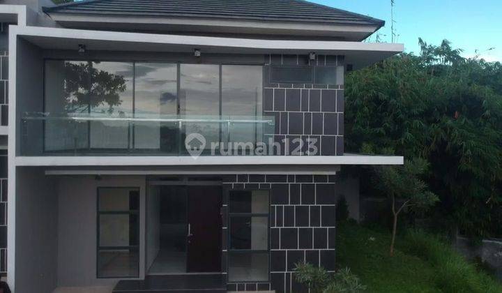 Rumah di Golden Park 2 Redwood hook 2 Lantai Baru SHM 2