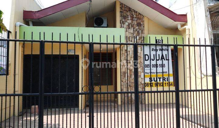 Rumah di Jl. Rawa Bahagia Raya Grogol 2 Lantai Bagus SHM 1