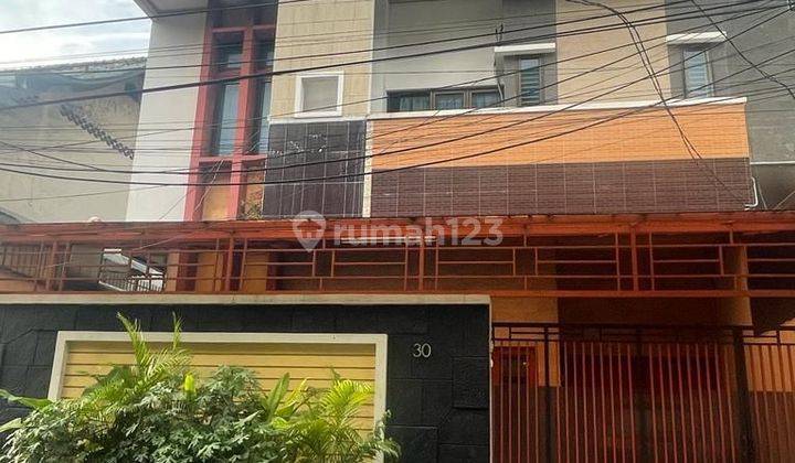 Dijual Rumah Jl. Krekot III/30 Pasar Baru, DKI 4 Lantai SHM Bagus 1