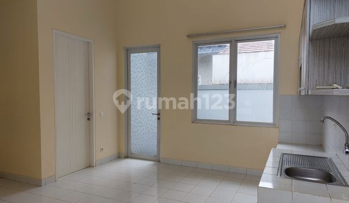 Jual Rumah Western Cosmo BSD, Sudah Renovasi Lokasi strategis SHM 2