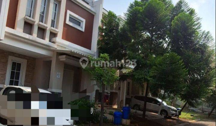 Disewakan Rumah 2 Lantai Kondosi Bagus Dan Rapi Semi Furnished!!! 2