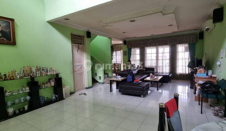 Rumah 2 Lantai Untuk Usaha di Jalan Utama Bintaro Sektor 9 12