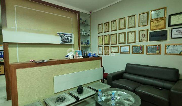 Ruko Kebayoran Square Bintaro Sektor 9 Rapi Bagus Siap Pakai Harga Menarik