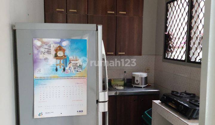 Rumah Bagus Siap Huni Harga Menarik Dalam Cluster Bintaro Sektor 9 semi Furnished 