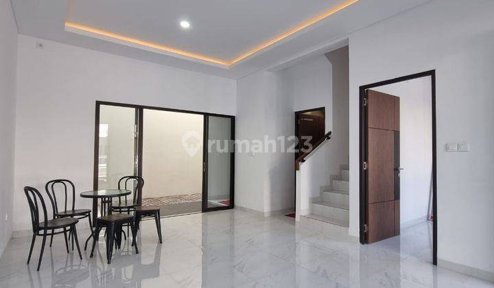 Rumah Brand New Bagus Dalam Komplek Perumahan Graha Bintaro 3