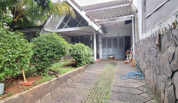 Rumah Hitung Tanah Lokasi Bagus Jalan Utama Perumahan Megapolitan Cinere 2