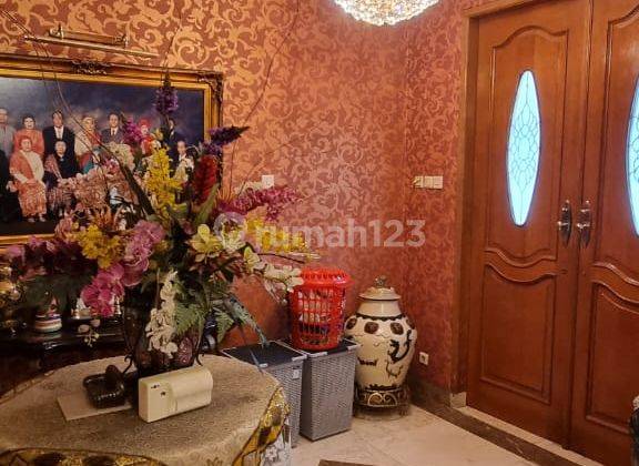 Rumah Bertingkat Lantai Marmer Komersil Area di Bintaro Jakarta Selatan 2