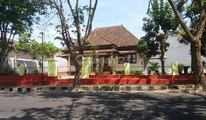 DIJUAL CEPAT Rumah Villa Bangunan Belanda Full Kayu Jati Kuno Di Temanggung Kota 1