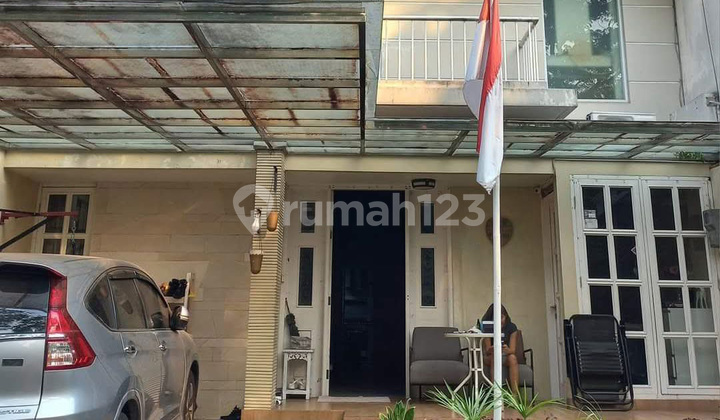 Rumah dalam Cluster One Gate di De Latinos BSD City 