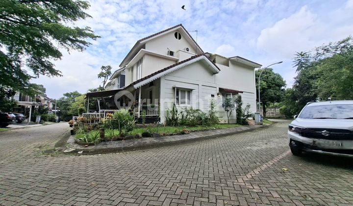 Rumah 2 Lantai Posisi Hook Cozy Asri dan Nyaman di Emerald Bintaro