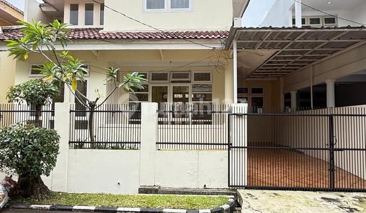 Nice 2-Story House Ready to Occupy in One Gate Housing Estate in Bintaro Sector 9 2