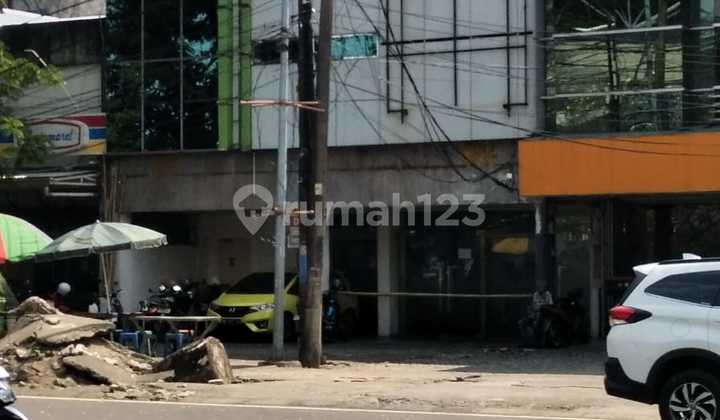 DIJUAL CEPAT RUKO 3 LANTAI EX KANTOR BANK DI LOKASI STRATEGIS A YANI MAKASSAR