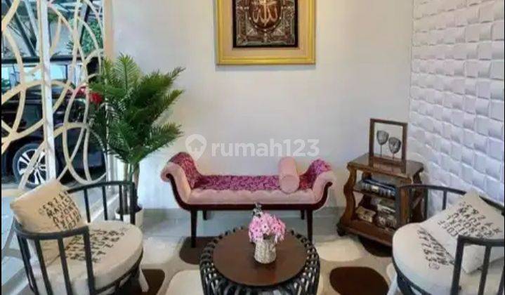 Hot Deals Rumah Bagus Siap Huni Dengan Pool di Kebayoran Residence Bintaro 1