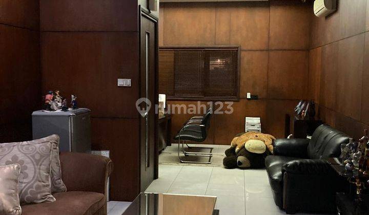 Ruko 3 Lantai di Lokasi Strategis Bintaro Jakarta Selatan 2