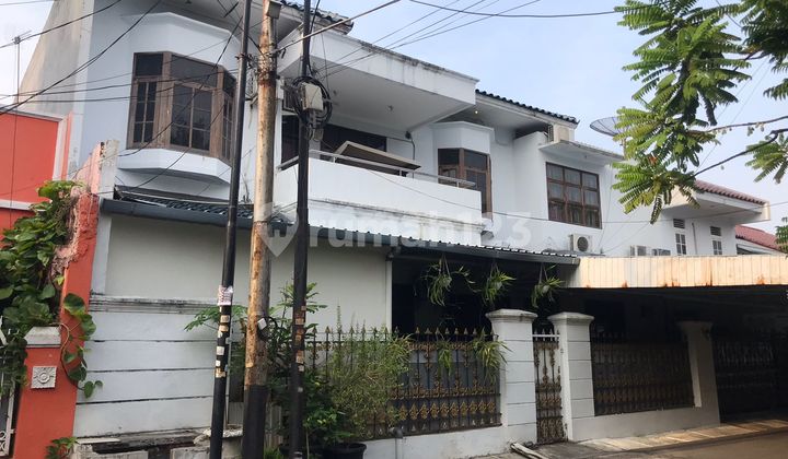 Dijual Cepat....Rumah Bagus Rapi Terawat Posisi Depan Taman Lokasi Strategis @Rawamangun Jakarta Timur Dijual Cepat....Rumah Bagus Rapi Terawat Posisi Depan Taman Lokasi Strategis @Rawamangun Jakarta Timur
