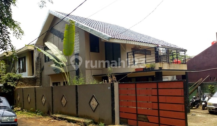 Rumah 2 Lantai Bagus Siap Huni di Komplek Pajak Jurangmangu Tangerang
