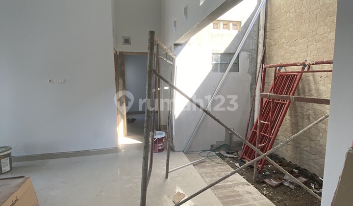 CLUSTER EKSKLUSIF 6 km Dr UGM DAN MALIOBORO Rumah 7