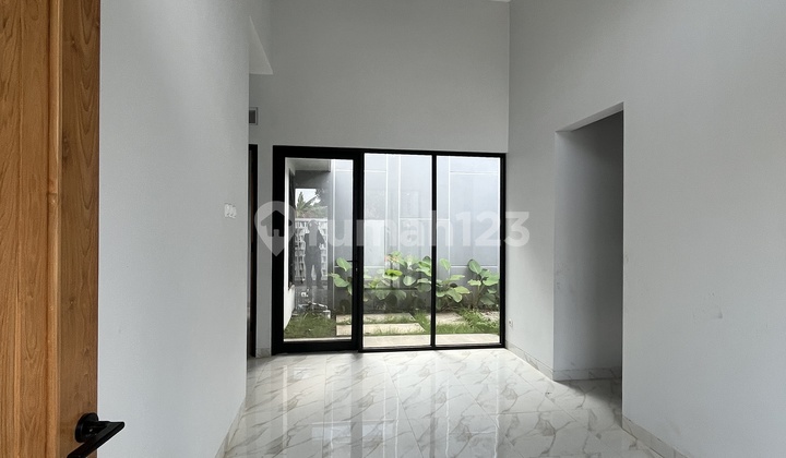New House Jl Godean Km 7 Nice House SHM 2
