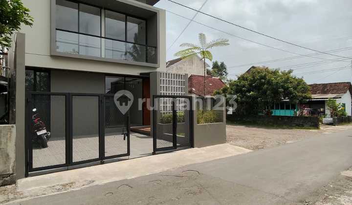 Rumah Furnish Cantik Utara Ugm Jl Kaliurang KM 9 2