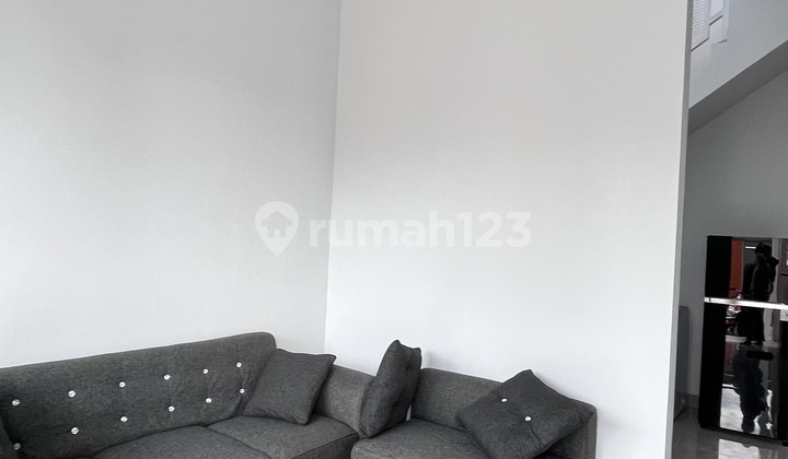 Rumah Cantik Dekat Pemda Sleman Furnish Murah 2