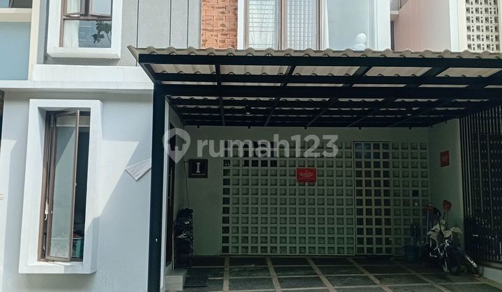 Jagakarsa - House in Auction, Still in Good Condition