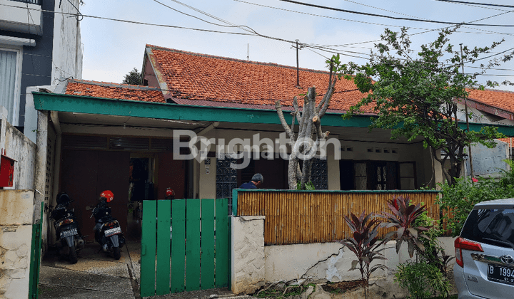 Rumah Cilandak Tengah Kota Jakarta Selatan 1