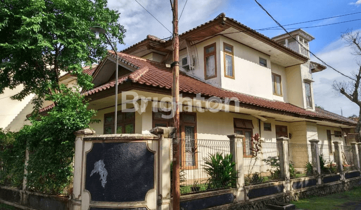 RUMAH BESAR ASRI ANDARA PANGKALAN JATI DISELATAN JAKARTA SAMPING TOL DESARI  2