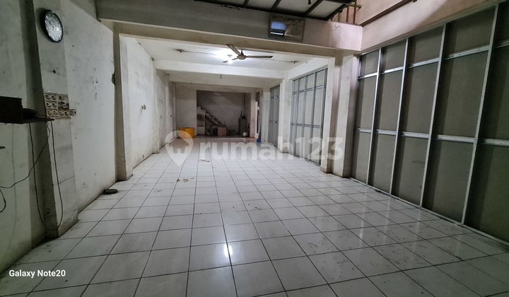 2-Storey Shop House, Strategic Location, Pondok Gede 2