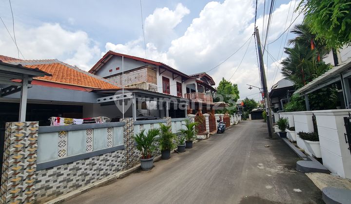 Strategic 2-Story House Near Pondok Gede Business Center 2