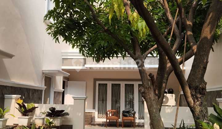 Rumah Raffles Hills Cibubur 2 Lantai Premium  2