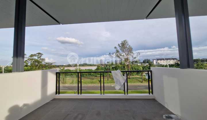 For Rent Strategic Shop House Lakefront, Sorrento East, Lake View, Highway Side