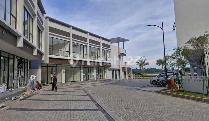 Ruko Hoek, Sorento Grande East, View Danau, Terlihat dari jalan raya, Parkir tanpa bayar, Jalan Depan Lebar Ruko Hoek, Sorento Grande East, View Danau, Terlihat dari jalan raya, Parkir tanpa bayar, Jalan Depan Lebar