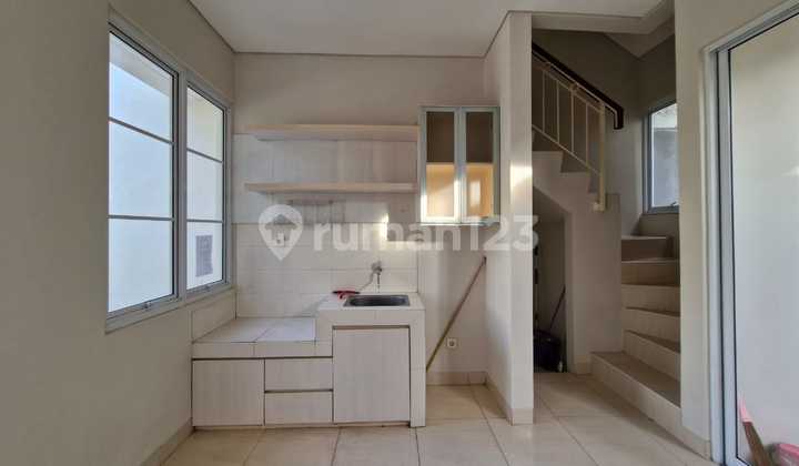 Rumah Kekinian di Cluster Myza, Bsd, Semi Furnished, Kondisi Bagus