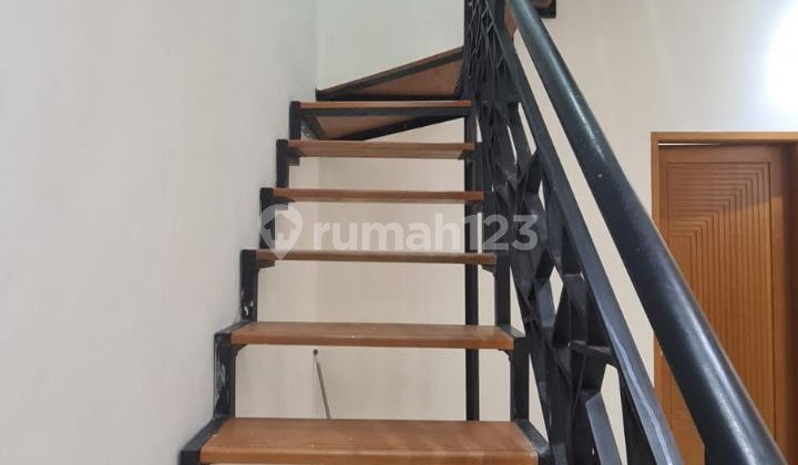 Rumah Jagakarsa dekat Waduk Brigif Lantai 3 Rooftop 2