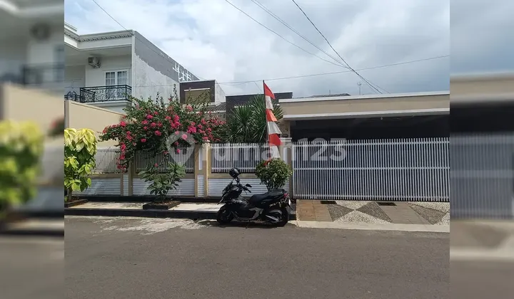 Rumah Mewah Fully Furnished Siap Huni Dalam Komplek Perumahan Pulogebang