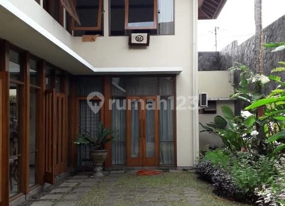 Rumah Sangat Terawat di Dago Mainroad | Ir. H . Juanda