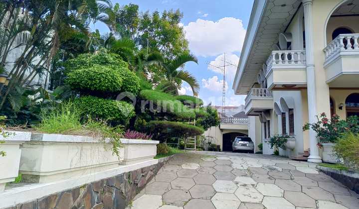 Dijual Rumah Sangat Cocok Untuk Kost Atau Tinggal Di Sayap Dago Tubagus Ismail
