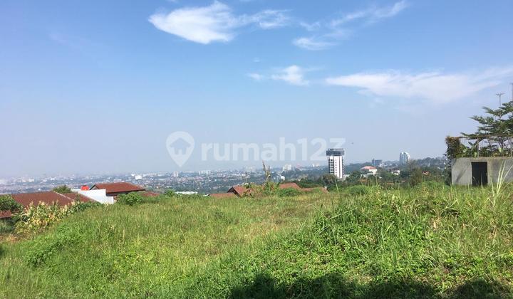 Kavling Resor Dago Pakar Golf Island Dengan View Cantik Ke Lapangan Golf Dan Kota Bandung