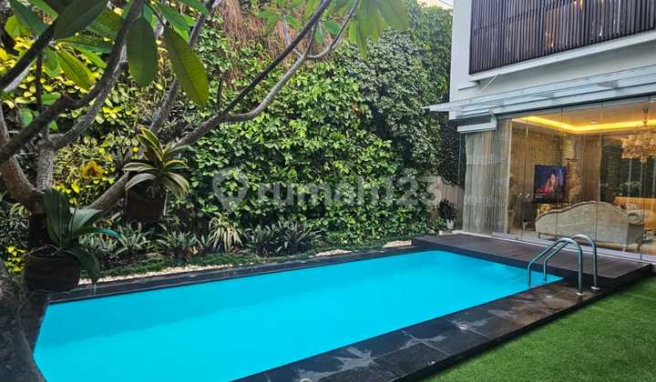 Luxury House With Swimming Pool In Kota Baru Parahyangan West Bandung 2