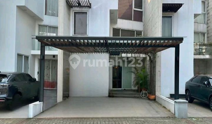 Rumah Bagus Siap Huni Di Discovery Bintaro -tty