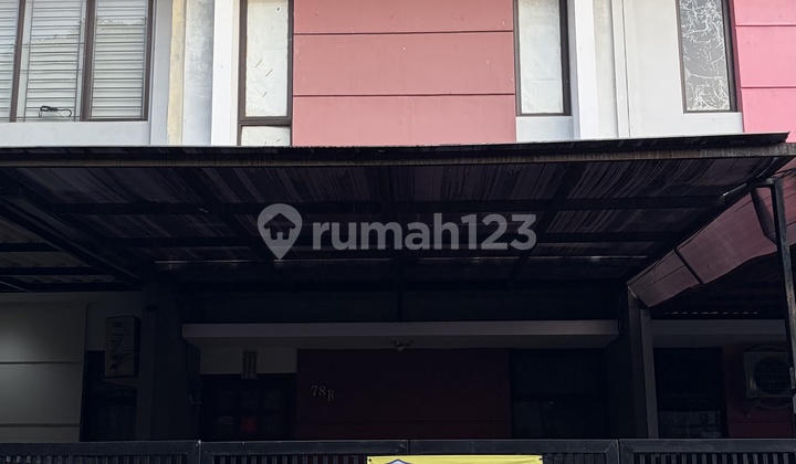 Disewa Rumah 2 Lantai Dekat Burger King Karang Tengah