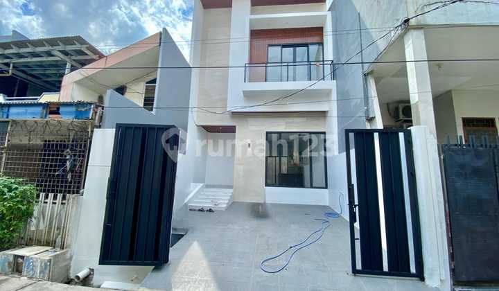 dijual rumah green ville 6x15 strategis