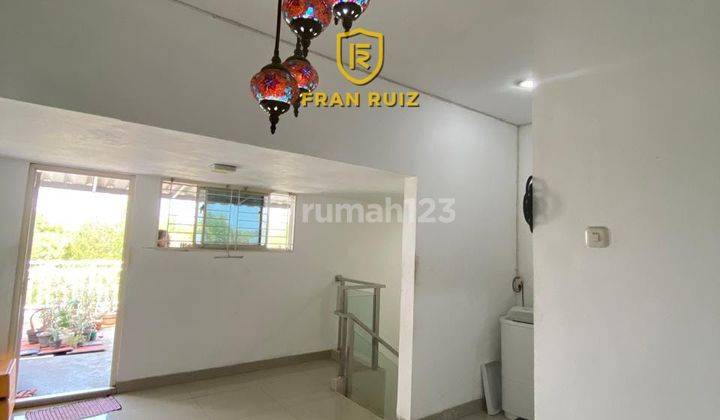 Casa Jardin Jual Cepat full renov 2.5 Lantai balkon kanopi cor 2