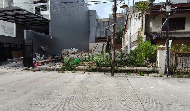 Taman Ratu Land, wide front road, strategic location, West Jakarta. Taman Ratu Land, wide front road, strategic location, West Jakarta.