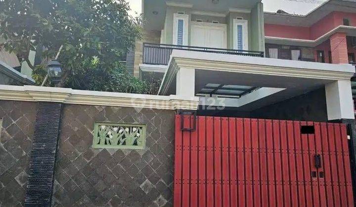 Rumah Bagus 2 Lantai Luas Tanah 168m2 di Komplek Cipinang Muara 1