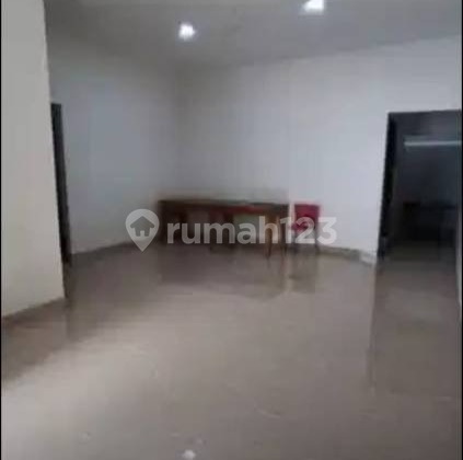 Rumah Mewah 5 Kamar Tidur Tanah 126m2 di Pondok Bambu JakTim 2