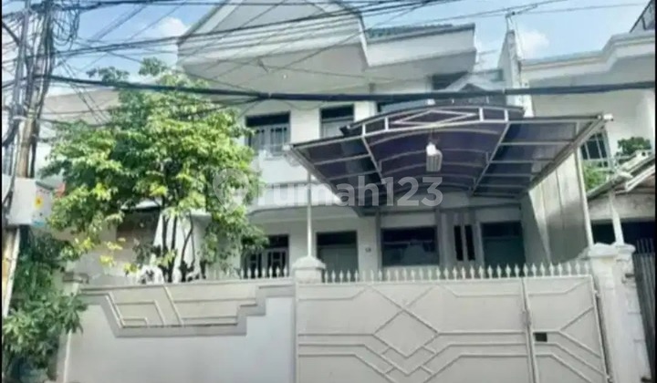 GRAND HOUSE WITH GOOD DESIGN IN KAYU PUTIH PULO GADUNG GRAND HOUSE WITH GOOD DESIGN IN KAYU PUTIH PULO GADUNG