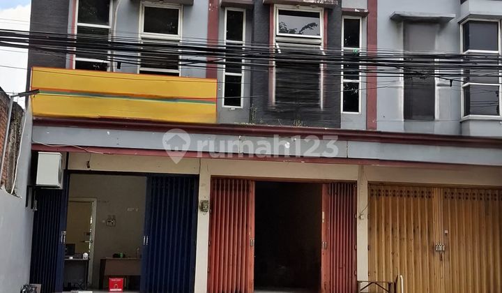 For Rent: Shop House on Raya Brigjen Sidoarjo
