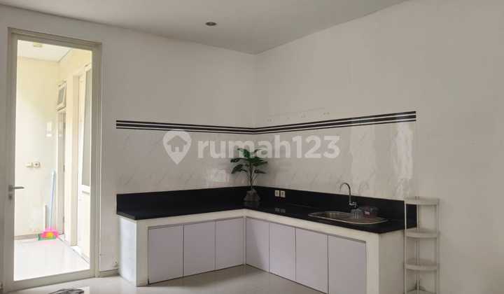Disewakan Cepat Rumah Teh Mansion di Pakuwon Indah Surabaya Barat 2
